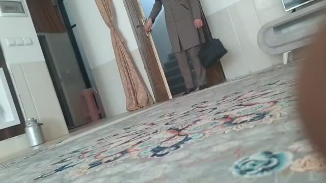 مخفی از پاهای خانم محجبه