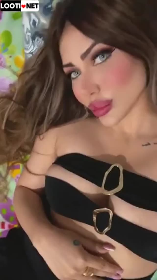 لایو دختر خشگل اهوازی.mp4
