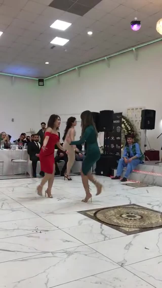👠👠 رقص افغانی با پاشنه بلند 👠👠