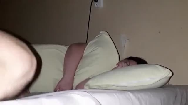 Chubby wife has bedtime sex