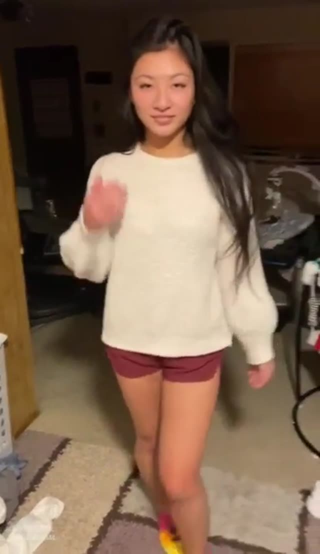 Abg asian slut amateur homemade, she eats it · HUyhEfya