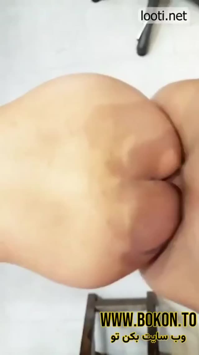 پسره داره تند تند تلمبه میزنه و به دختره میگه تا ته تو کصته.mp4