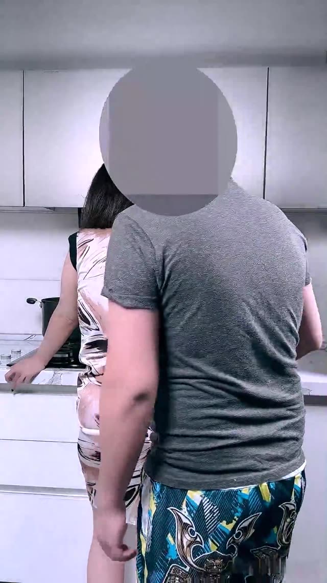 سکس داغ تو آشپزخونه