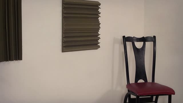 پسره دوست دختر پرستارش رو آورده اول دختره ساک میزنه بعد سکس میکنن