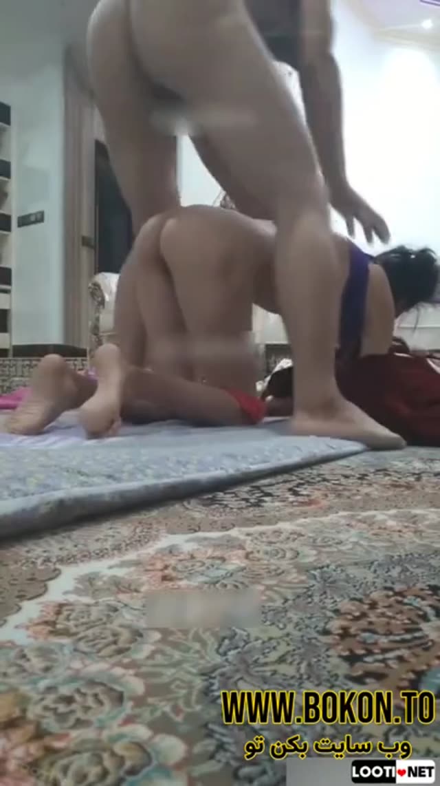 سکس زوج ایرانی دو پوزیشن میکنه.mp4