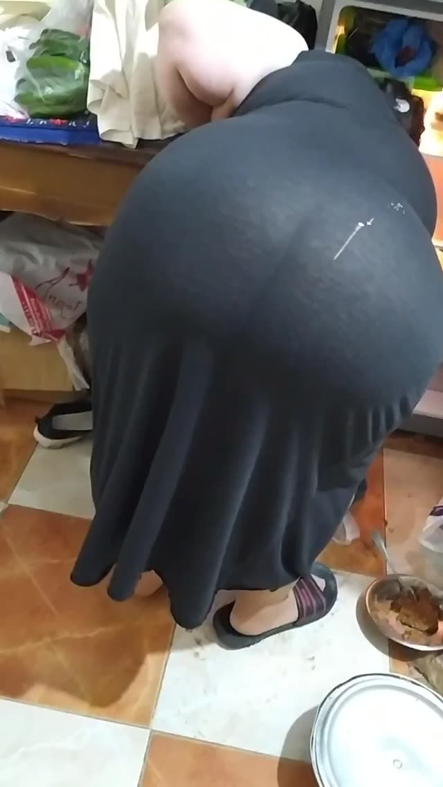 مخفی از زن کون گنده