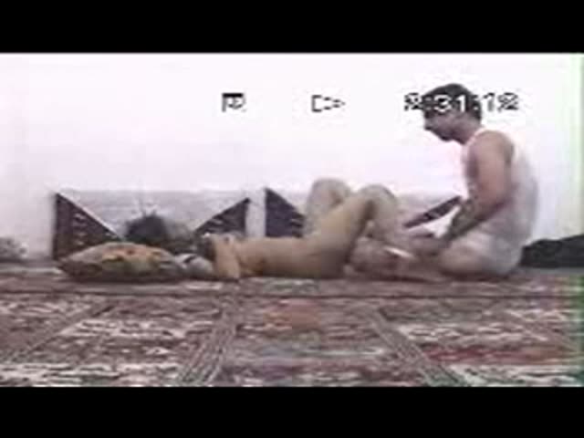 Amateur Iranian Couple Having Sex on the Carpet in Livingroom
