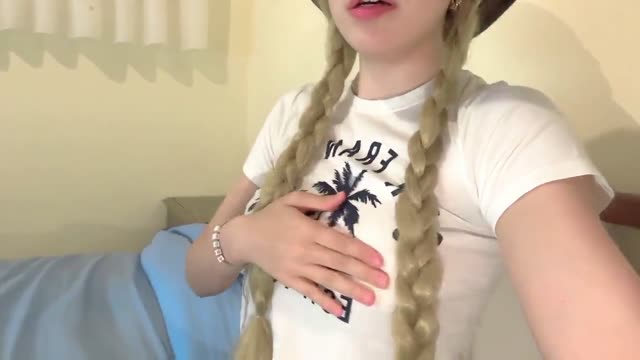 Cute Blonde Amateur Squirting Real Masturbation Homemade · DJXronUO