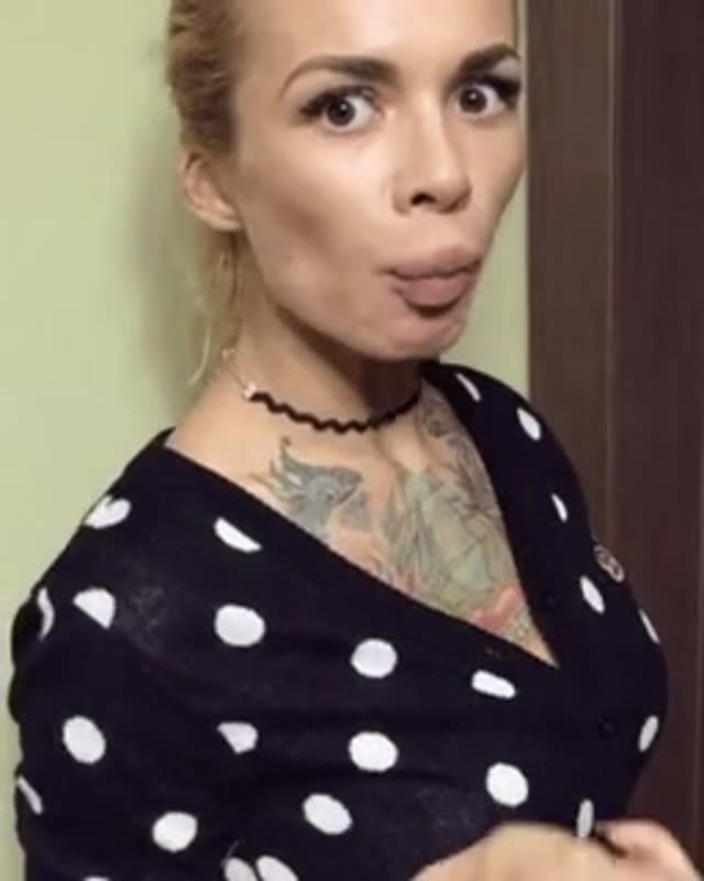 دهنت گایدست توله سگ 💦😌