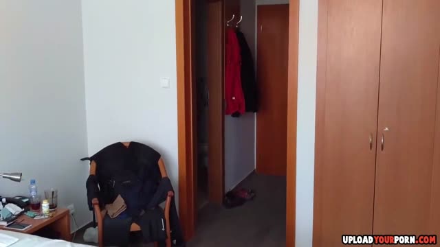 Chubby Amateur Couple Fucking On The Bed