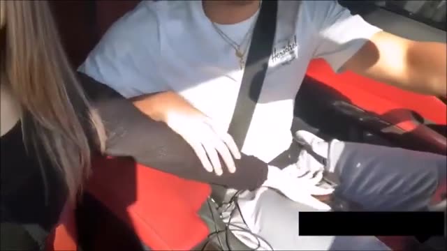 Hot blowjob in the car