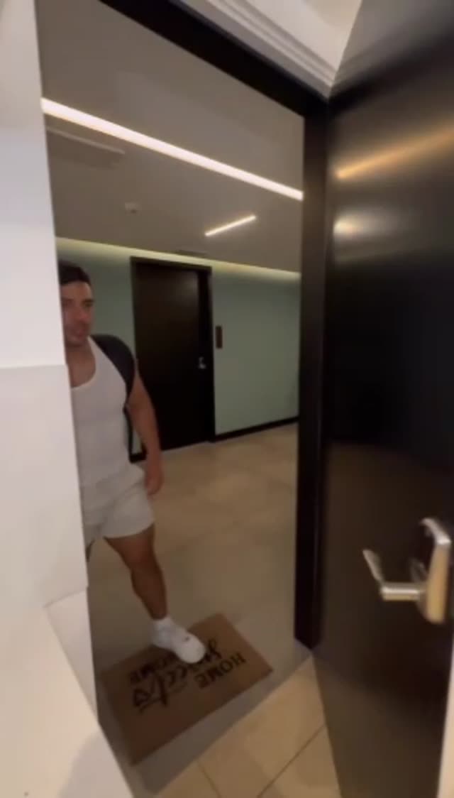 اگه پول نداری یه جور دیگه حساب کن🔞💦