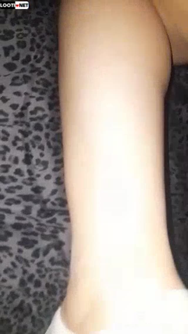 کس و کون میلف رو نشون میده میزاره توش