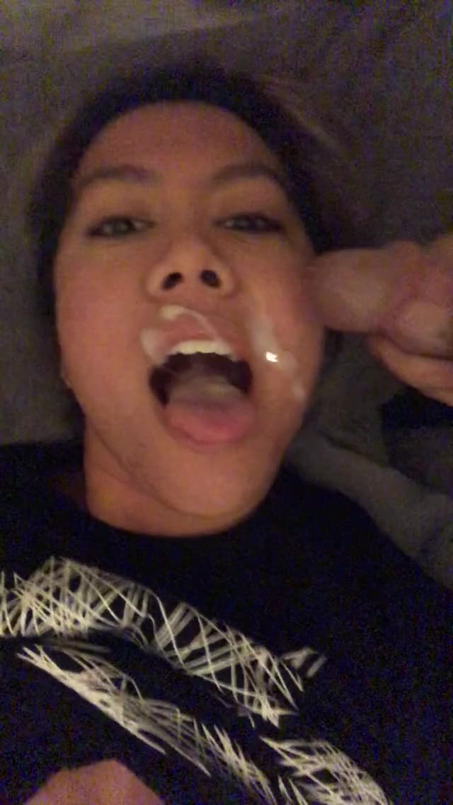 Asian loves her facials