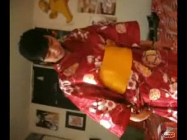 Anal cum dripping geisha girl is very obedient