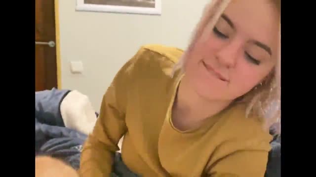 Superb teen blowjob and quickie