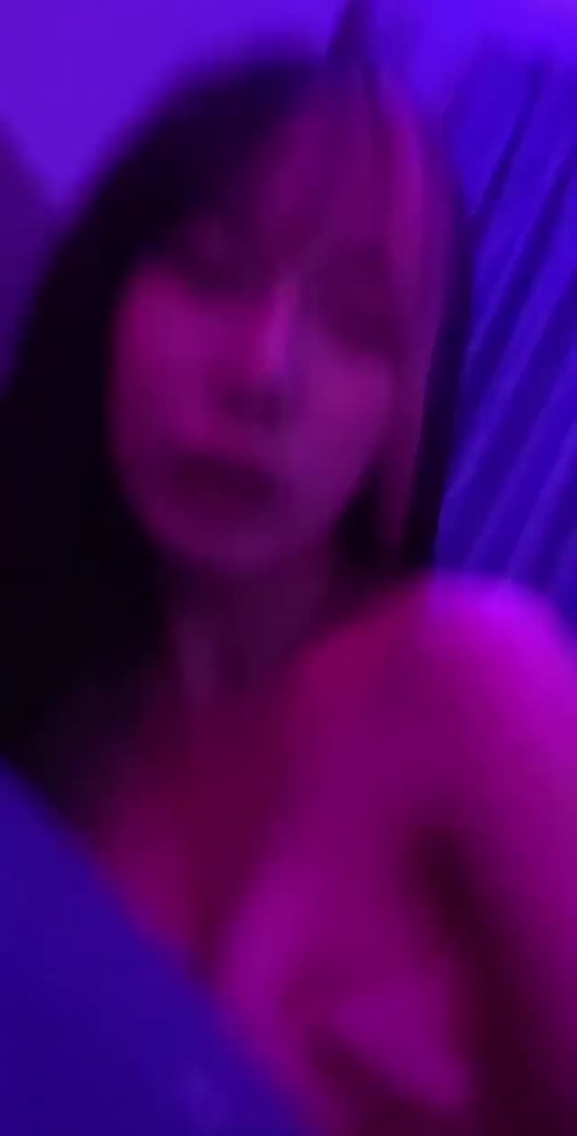 ASIAN AMATEUR LEAKS HOMEMADE WITH NAUGHTY GF BABE123 · 2Uz6ImjP