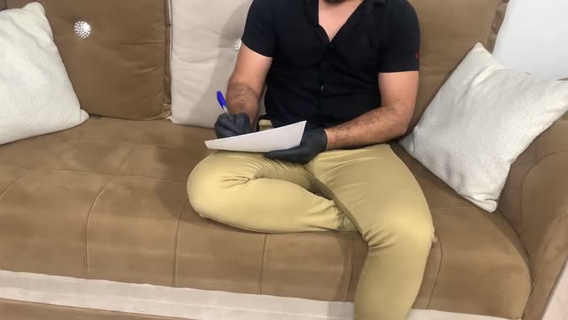 مصاحبه کردن با دختر سکسی اسکینی