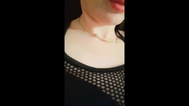 لایو سکسی بدن نمایی دختر حشری کص صورتی ایرانی