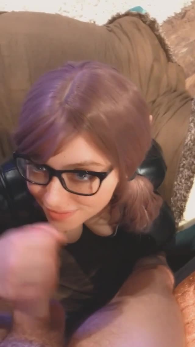 Emo nerdy teen gets big facial on her glasses