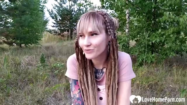 Horny girlfriend uses her feet