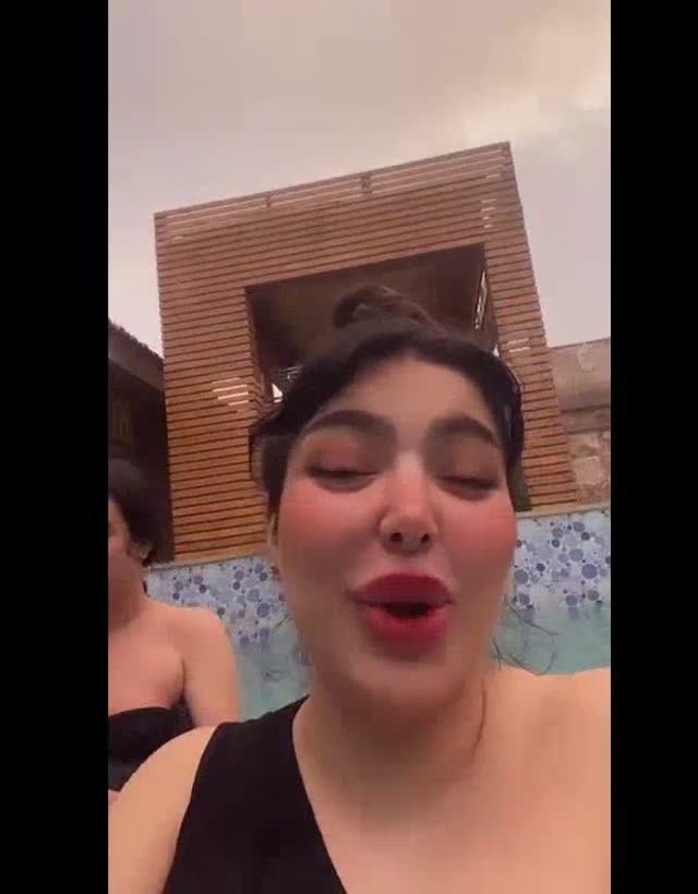 لایو سکسی دخترای ایرانی تو استخر