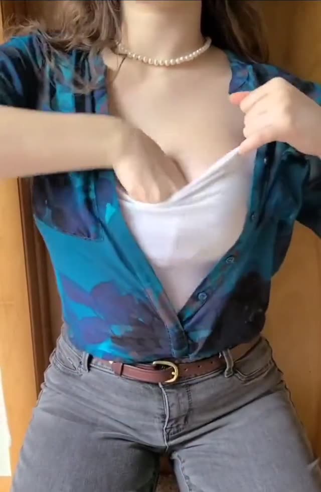 یه چندتا آنباکسینگ سکسی باهم ببینیم😍