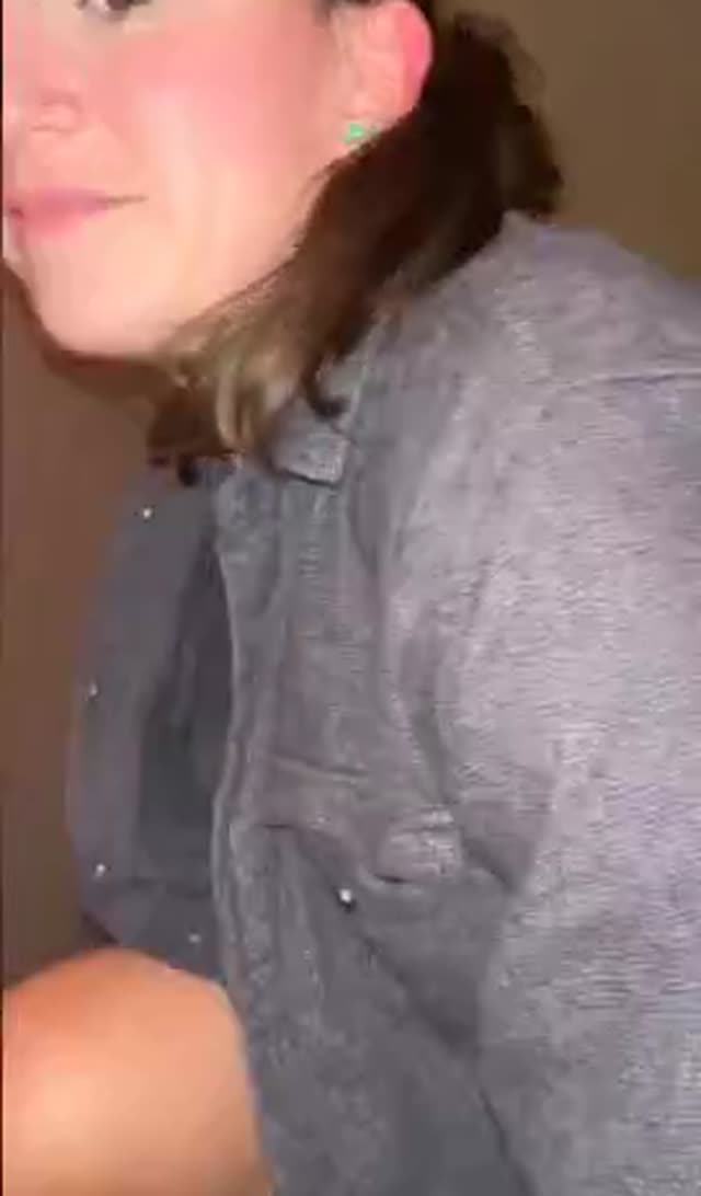 کص خیس زیر شورت خیس🔥💧...♣